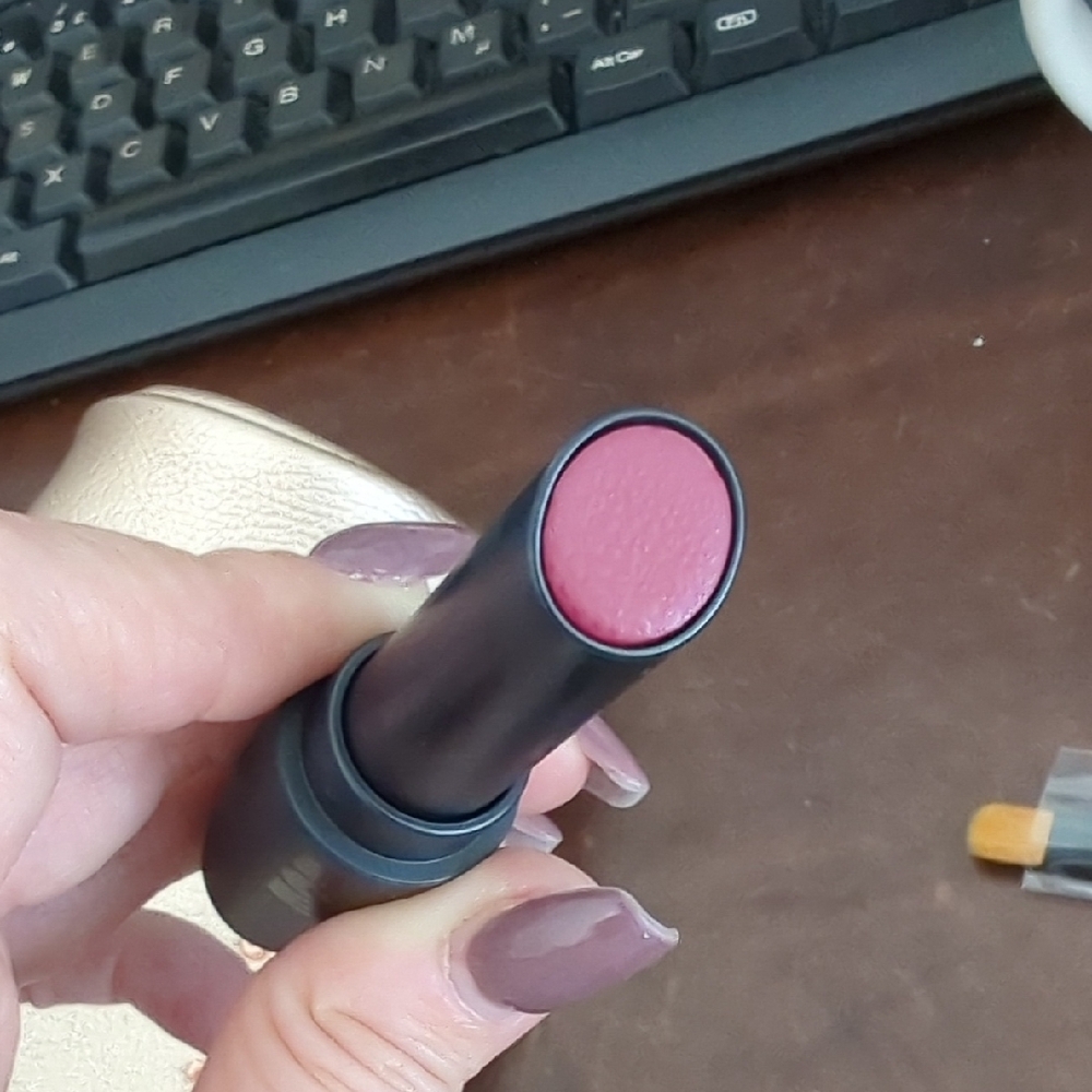 Sigma Makeup set - Picture 2 of 2